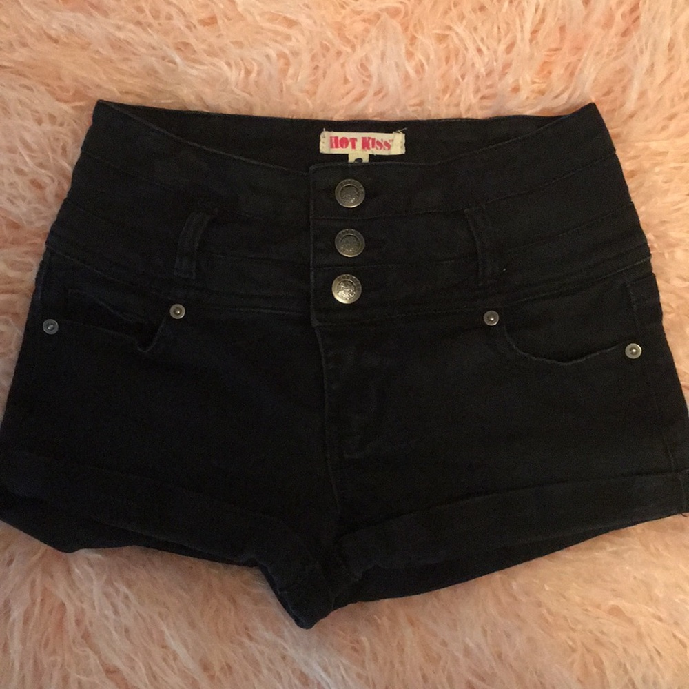 🖤 Hot Kiss Black High Rise Button Fly Shorts 🖤